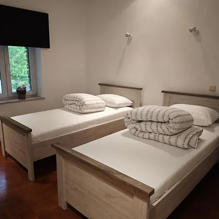 Appart hôtel Stone Station 3*