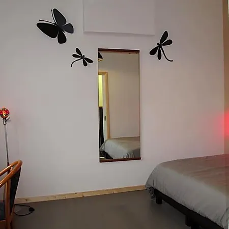 Aparthotel Stone Station 3*