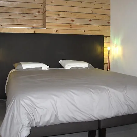 Appart hôtel Stone Station 3*