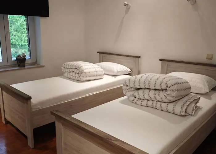 Hotel apartamentowy Stone Station 3*