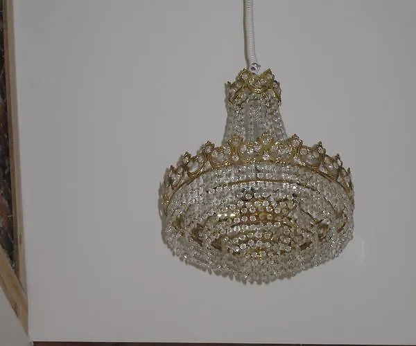 Hotel apartamentowy Stone Station